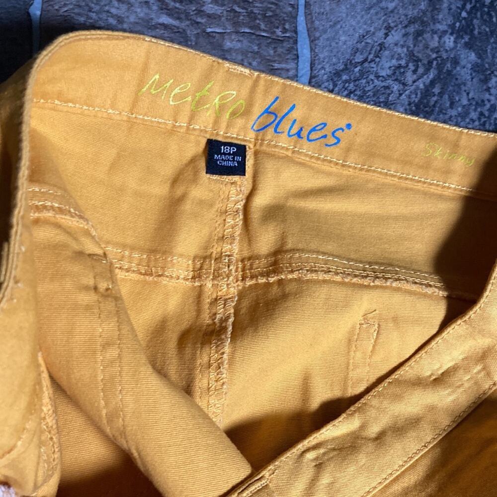NWOT Metro Blues Skinny Pants Sz 16P - Picture 4 of 6